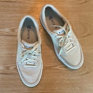 KIZIK Woman’s Prague - Bone color - Size 9.5W